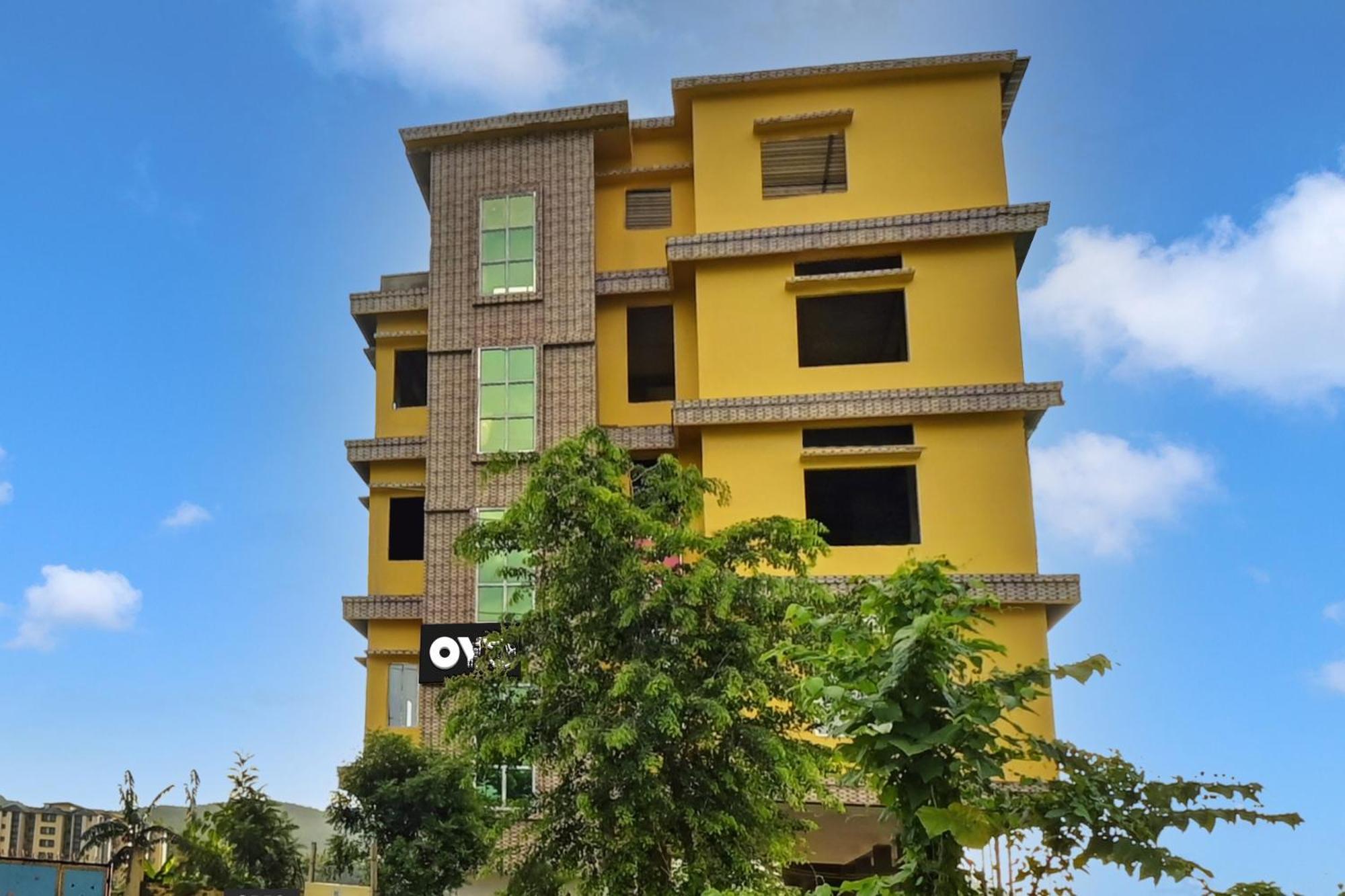 Oyo Flagship The Brahmaputra Homestay Guwahati Exteriör bild